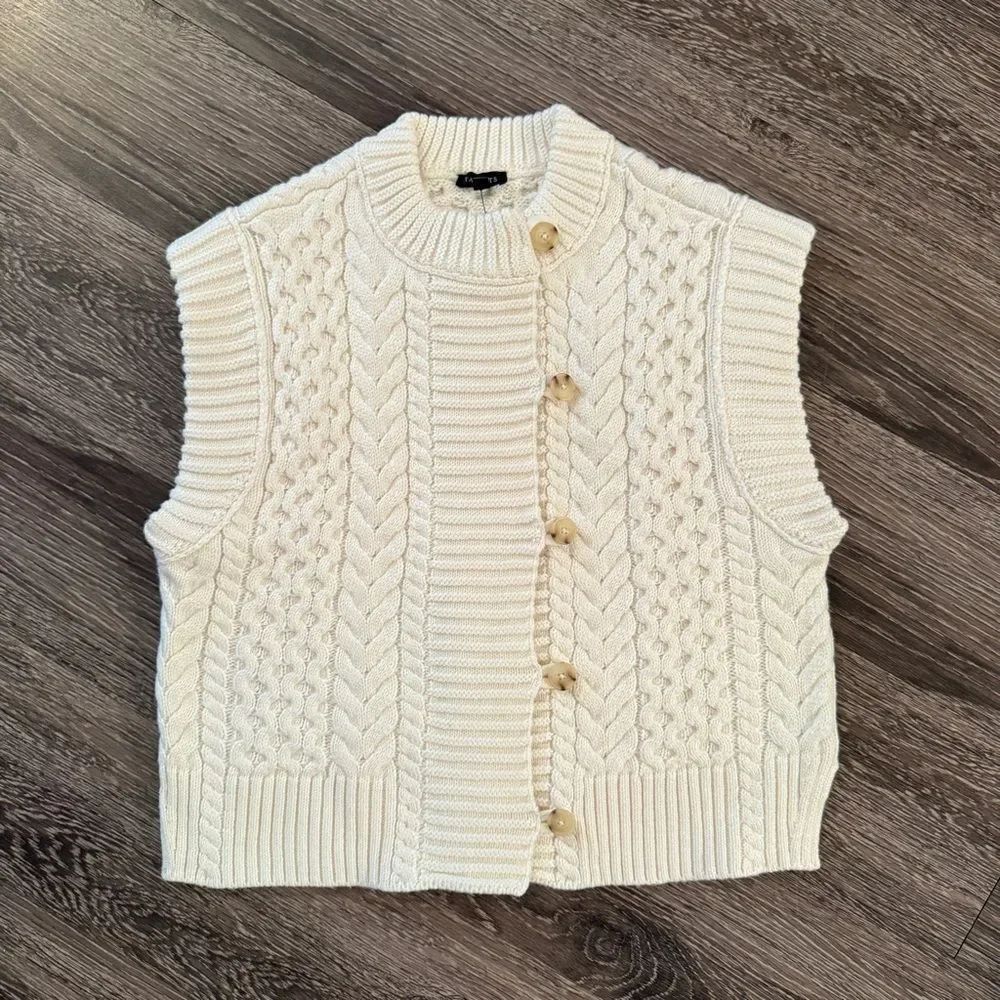 Talbots Cable Knit Sweater Vest New